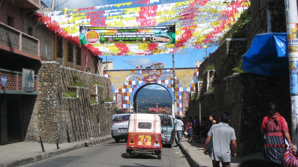 Chichi street scene