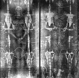 256px-full_length_negatives_of_the_shroud_of_turin